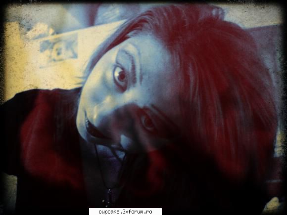Aceasi umbra..Kidu' - Iva Innocence' - Everybody<3