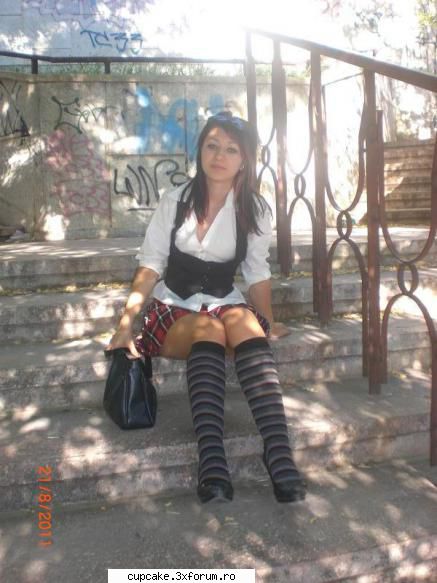 Aceasi umbra..Kidu' - Iva Innocence' - Everybody<3